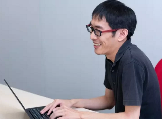 株式会社SynXの求人情報-01