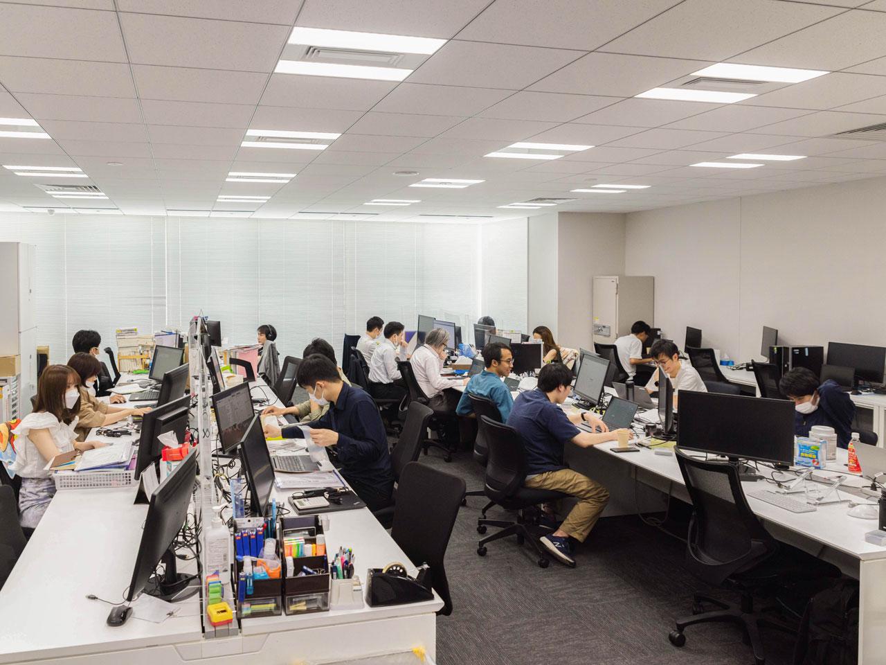 スーパーフレックス制を導入し、自由度の高い勤務スタイルを叶えている。