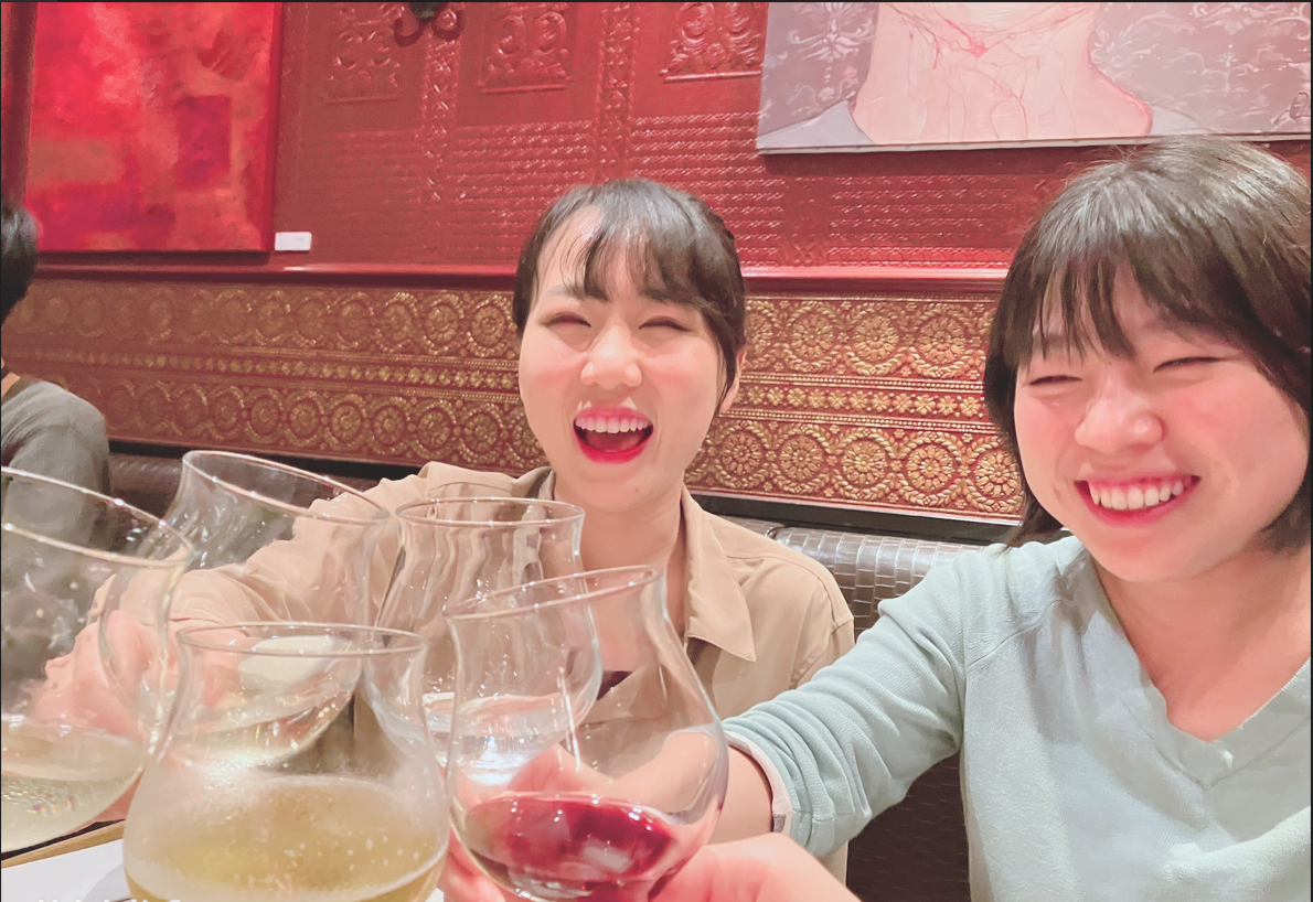 定期的にハッピーアワー（自由参加）、ゴルフコンペ、BBQなどを開催してアットホームな雰囲気