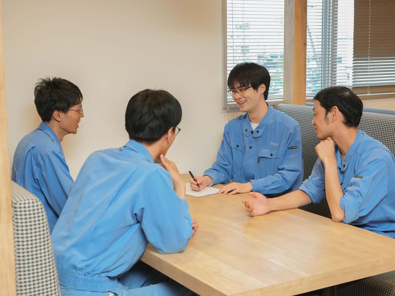 テリトリー意識を排除して、個人が担当を超えて力を発揮しやすいよう組織の再編を図っている同社。積極的にチャレンジできる人材が求められている。