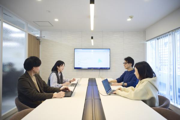 募集している求人：Java,PHP,Ruby,Python,C#,Go,Kotlin｜webエンジニア（上流から下流まで一気通貫で開発）