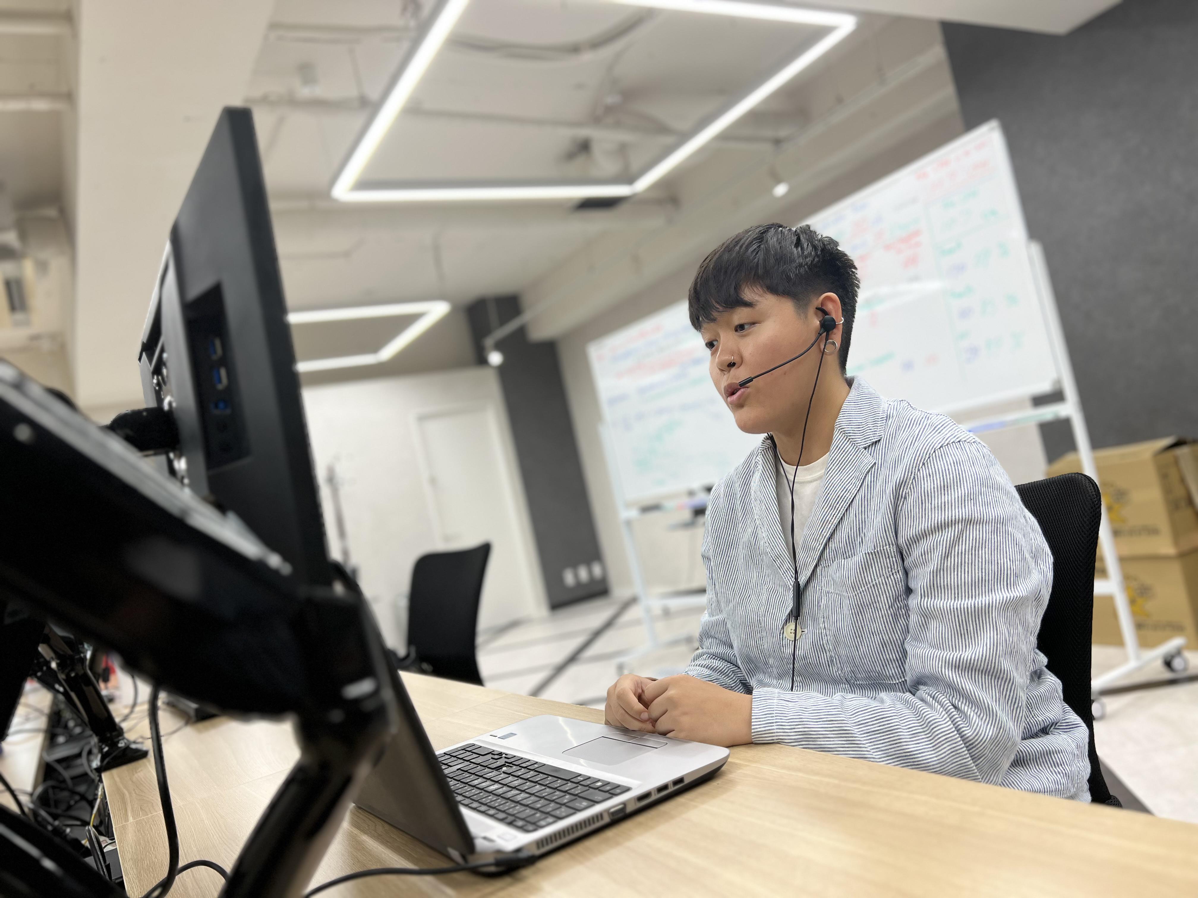 同社の事業構想の核となるのは、日本初の化学品マーケットプレイス『BuyChemJapan』だ。