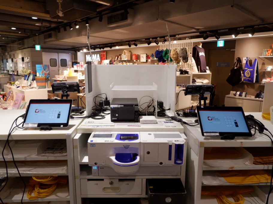 大型店にクラウドPOSシステムが導入されたのは日本で初めての事例。これまで培ったノウハウを活かし、どこにもないふつうを生み出します。