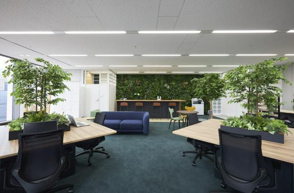 募集している求人：ホスト系＆オープン系　大規模　マイグレーションプロジェクト　【定着率94%】※50種類以上の資格取得支援制度あり ★月残業時間20時間以内