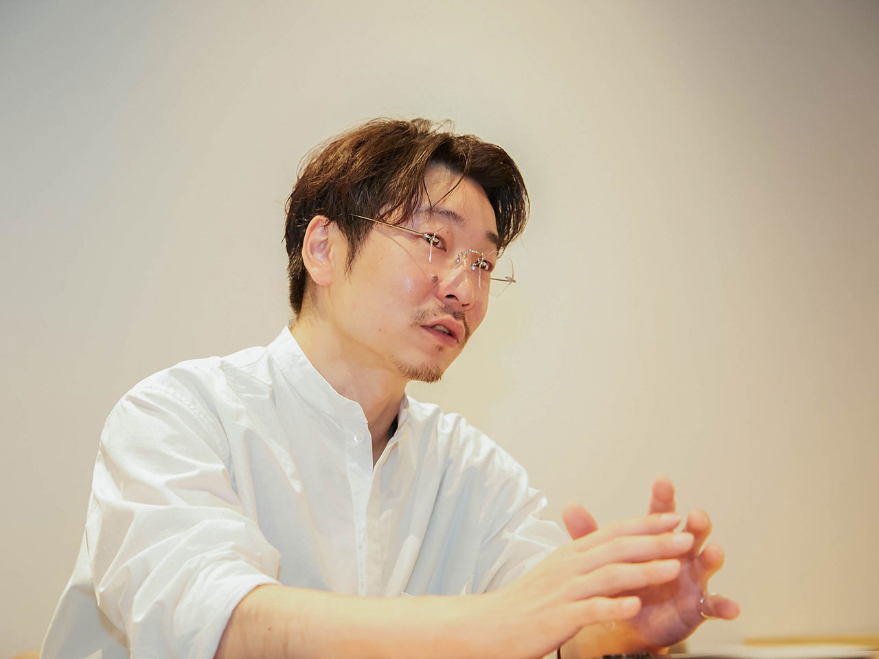 代表取締役の岩澤秀樹氏。エンジニアとしての経験をした後に2020年にTengun-labelを設立。