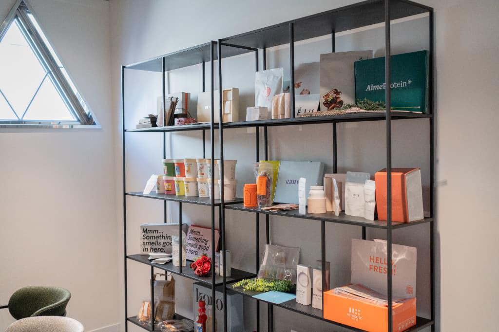 マーケティング・HR・PRなど様々な支援先があり、クライアントの成長と一緒にnarrativeも一歩一歩成長していきます。