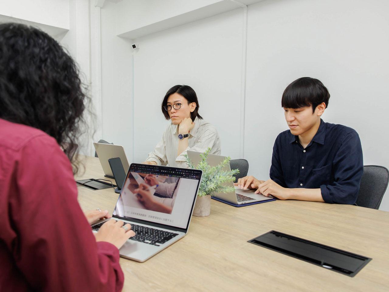 同社は大阪市を拠点にWebマーケティングのトータルソリューションを提供している会社である。