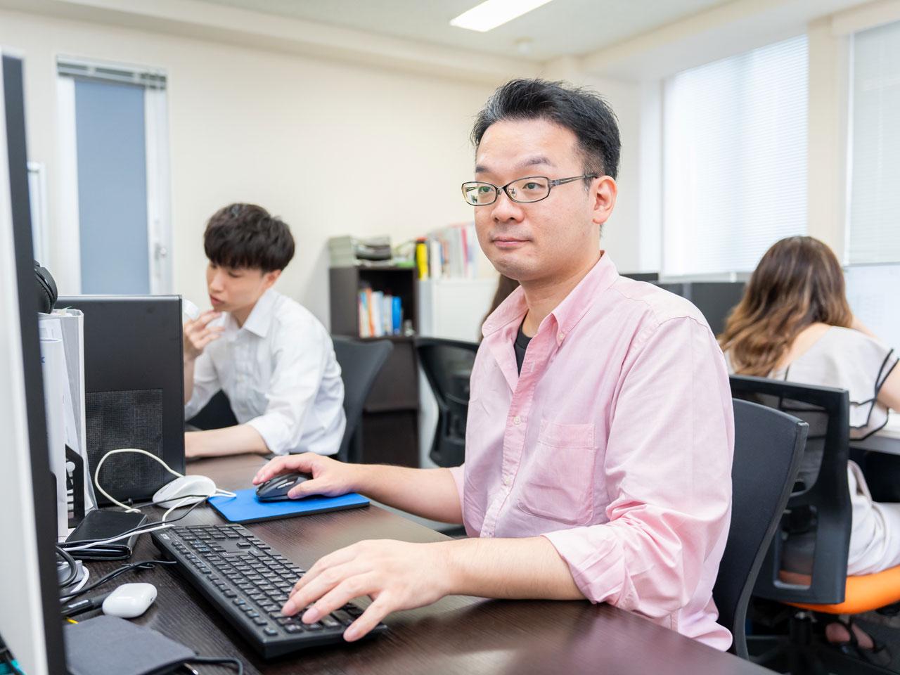 オリジナルスタジャンの企画・販売等、ユニークな新規事業も進めている。