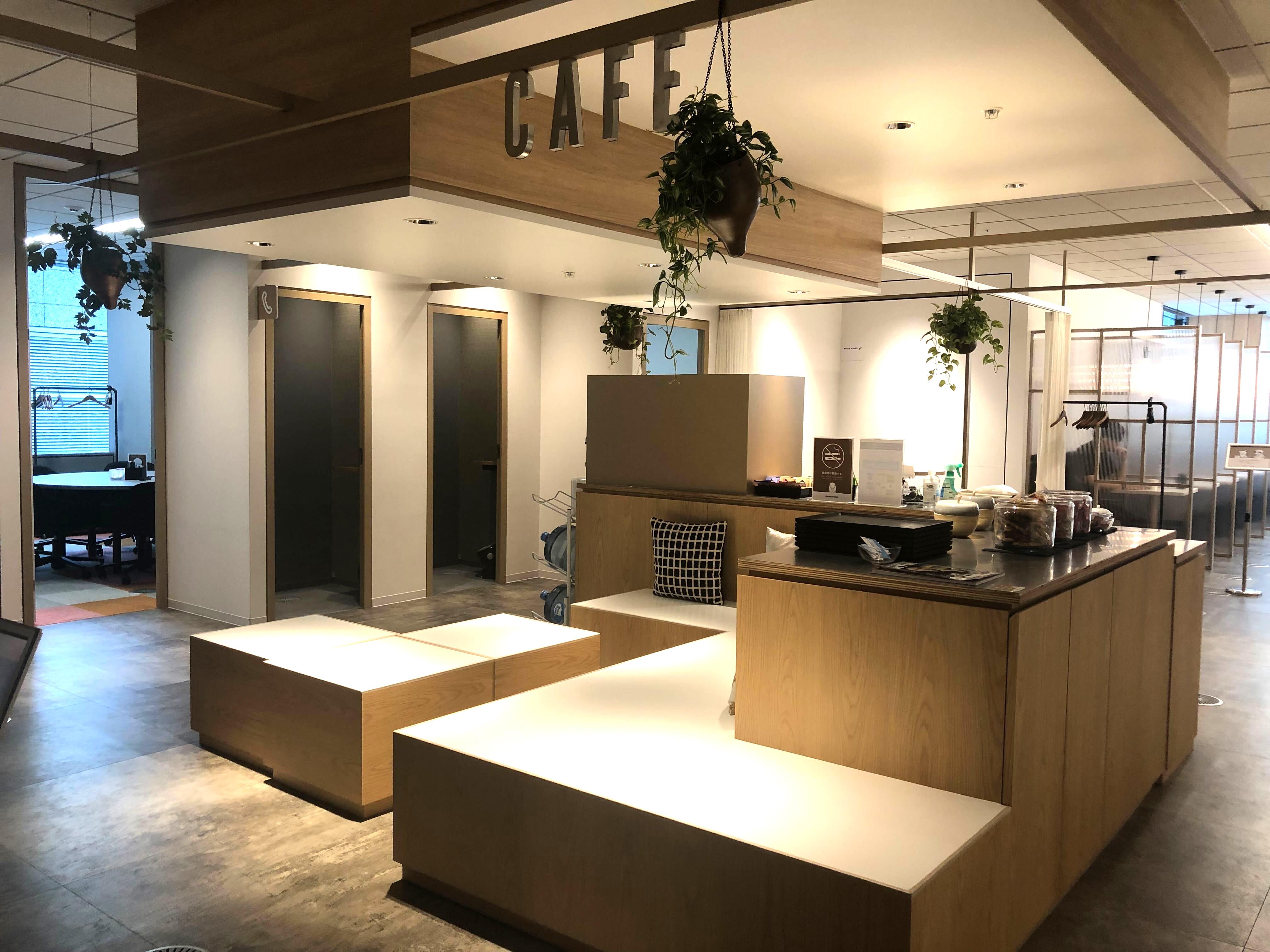 おしゃれなオフィスです♪カフェコーナーも充実しています！