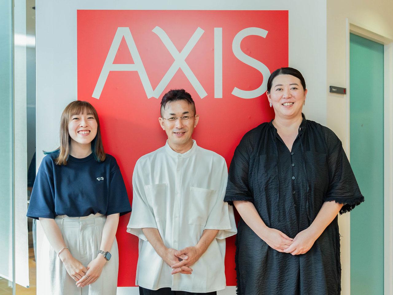 事業領域は、For Societyとしてデザイン誌『AXIS』やWebマガジン『AXIS』の発行・運用等、For Consumersとして直営店舗『LIVING MOTIF』『LE GARAGE』の運営等、For Clientsとして製品/サービス開発支援やデザインディレクション、VI/CI/広告制作等を展開。