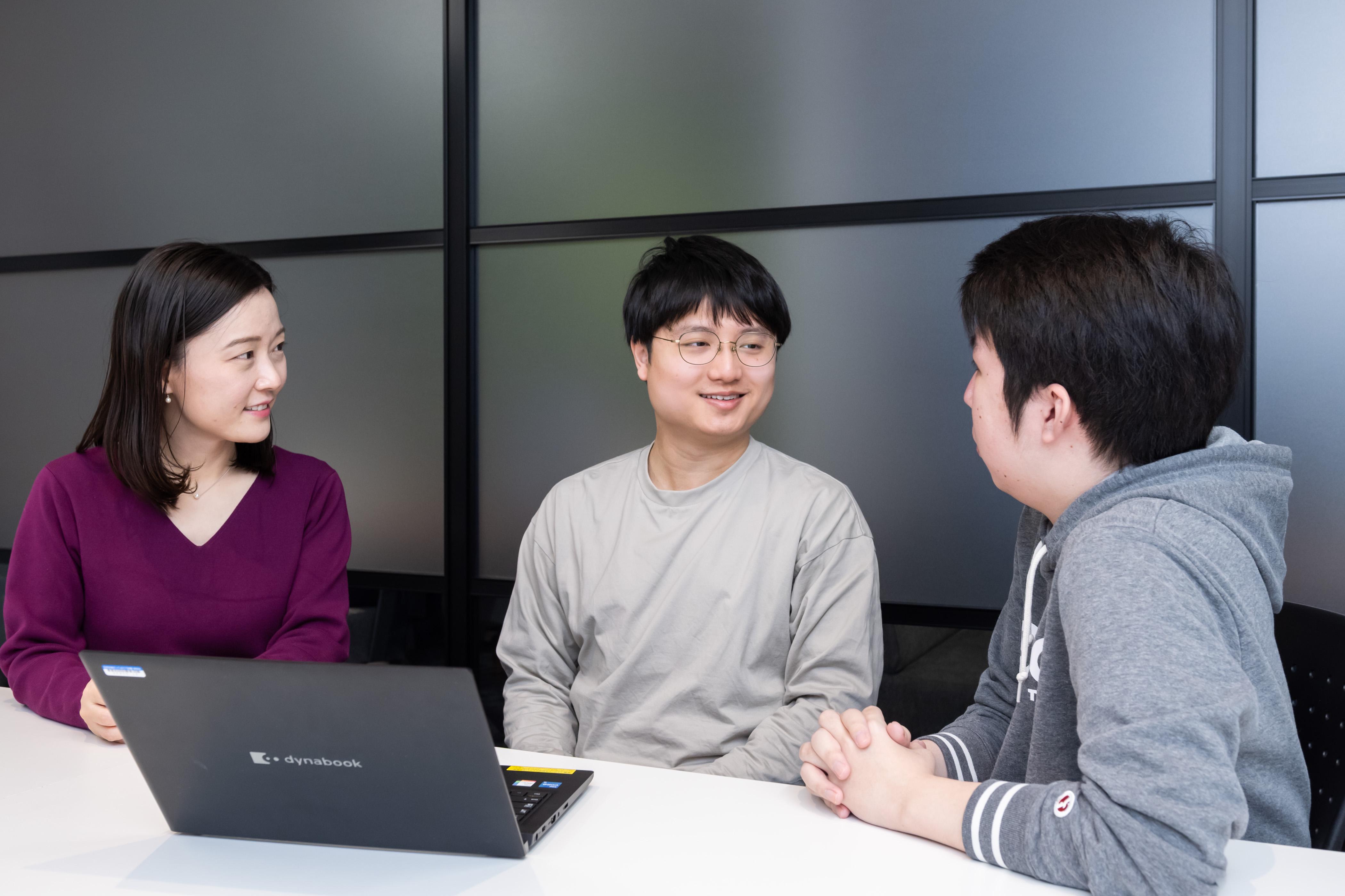 現在のメンバーは原則中途入社のみで、ほとんどが「コンサルティング会社以外」からの転職だ。