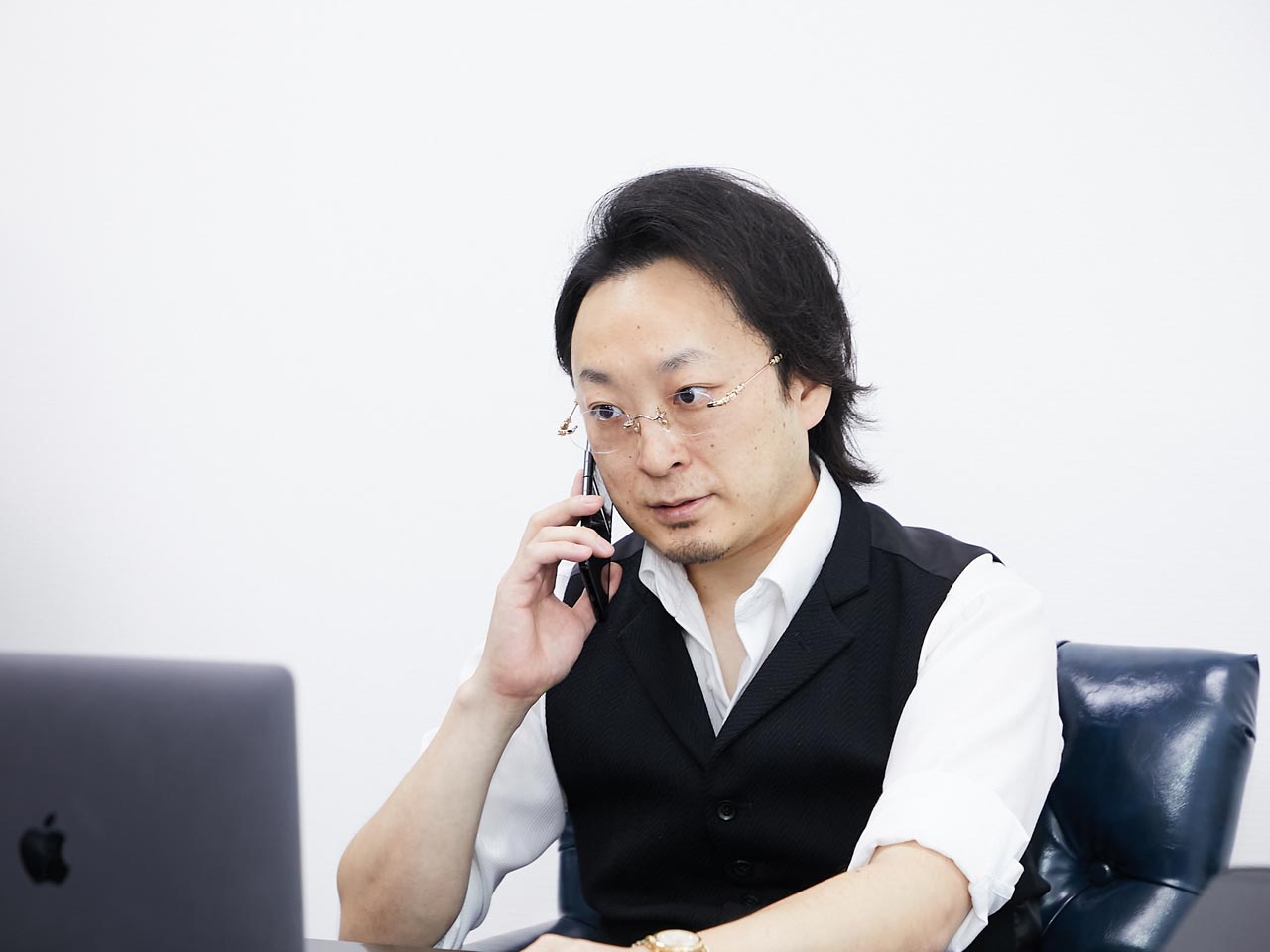 代表取締役社長である村岡佑紀氏が起業を志し続け、満を持してスタートしたITベンチャーだ。