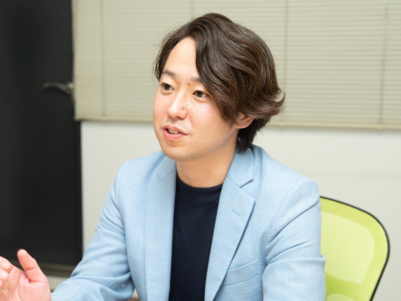 同社のエンジニアは、受託開発も自社プロダクトの開発も手掛けられるという。スキルアップできる環境だけでなく、クライアントワークと自社開発の選択肢があるため、キャリアパスも広がると担当者は話す。