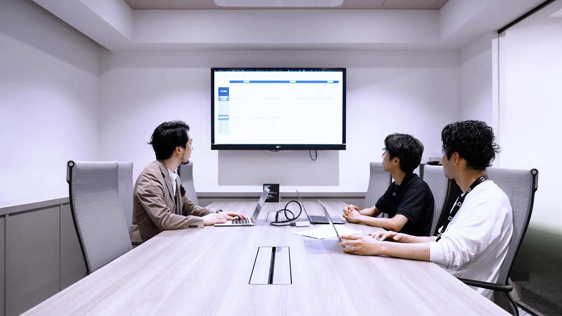 3年以内のIPOを中間目標として掲げ、最終的にはグローバル市場への進出も目指している。