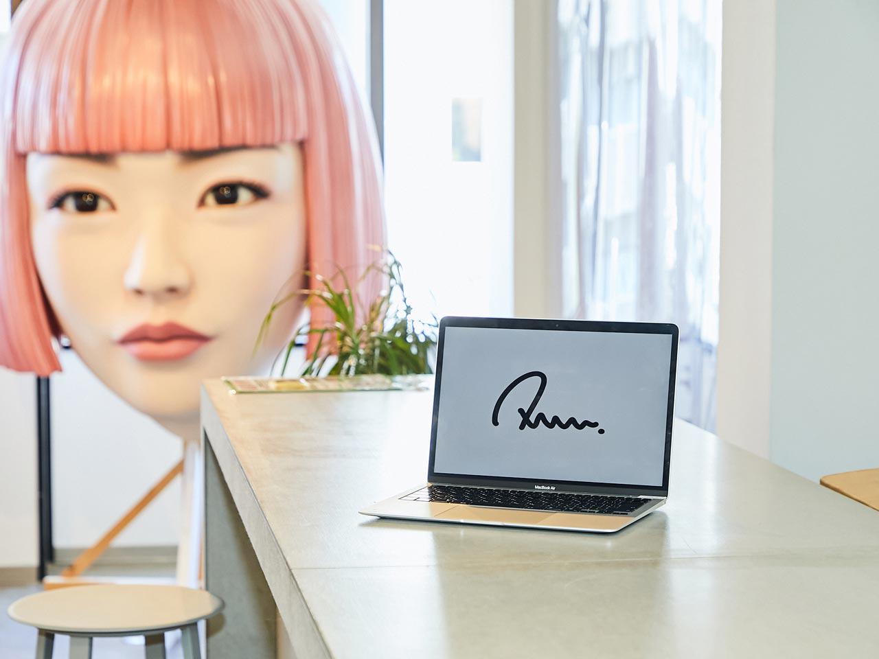 代表的な存在である『imma』はモデルとして活躍し、SNSのフォロワーは100万人を超える。