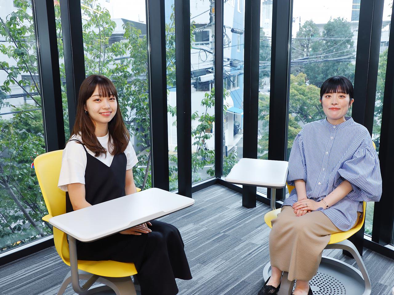 創意工夫で指示を受ける同校では、職員が“ワンチーム”となって学生支援に取り組んでいる。キャンパス内では全職員がワンフロアに集まり、円滑なコミュニケーションを実現。