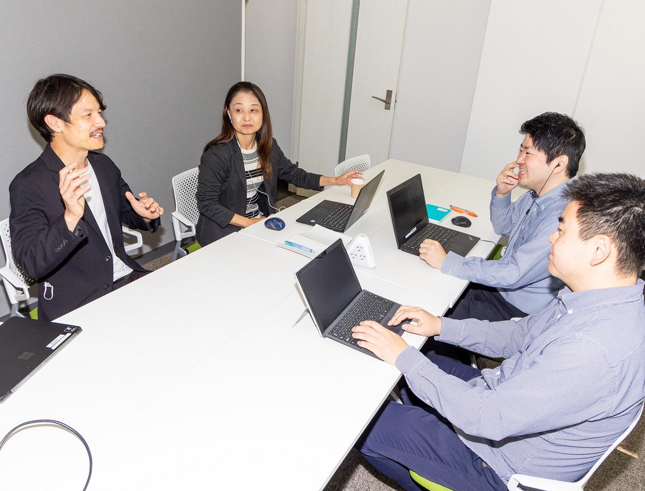 1999年に創業し、マンション管理会社向けの業務支援システムや、不動産会社向けの集客支援サイトなど、業界内で定評のある数々のパッケージシステムを開発してきた、不動産テックの先駆者だ。