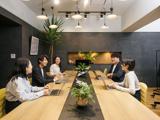 最大2週間のバカンス制度あり！快適なオフィスでWebのお仕事をしてみませんか？【フロントエンジニア/HTMLコーダー】