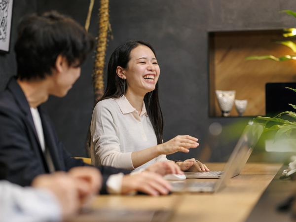 募集している求人：バカンス制度2週間休暇＿ディレクター