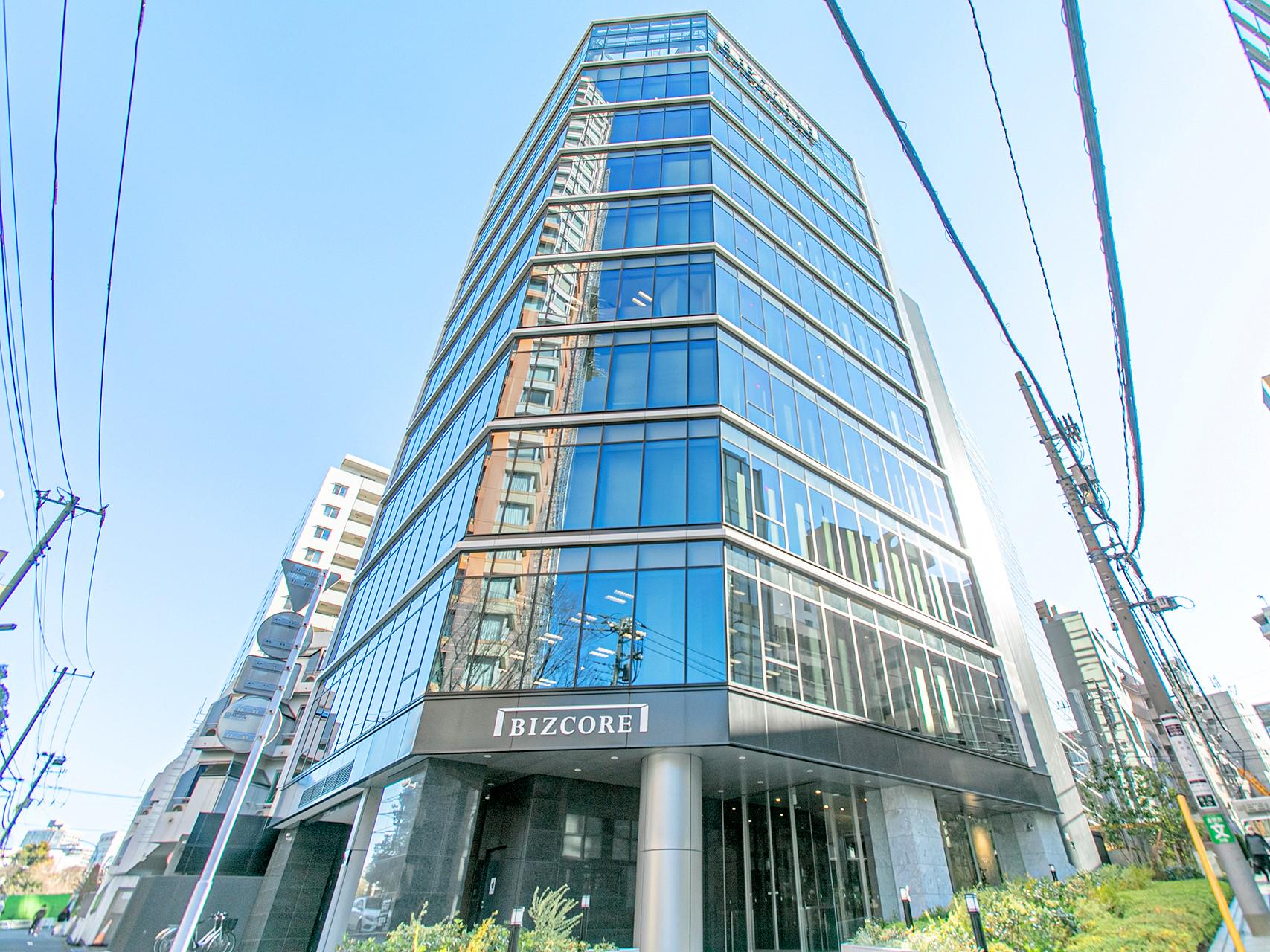 さまざまな社会問題を解決するサービスを生み出し、日本をより良くしていきます。