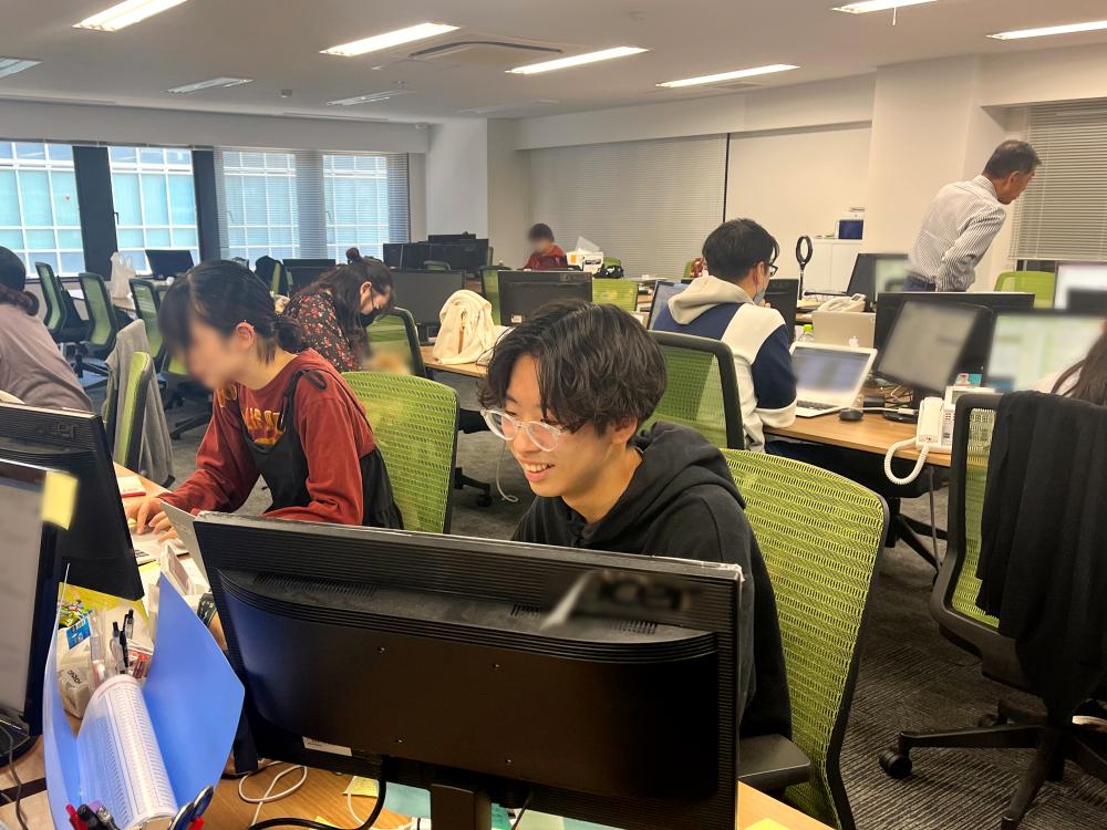 平均年齢は33歳とフレッシュな環境！新卒も1年目からも活躍ができます！