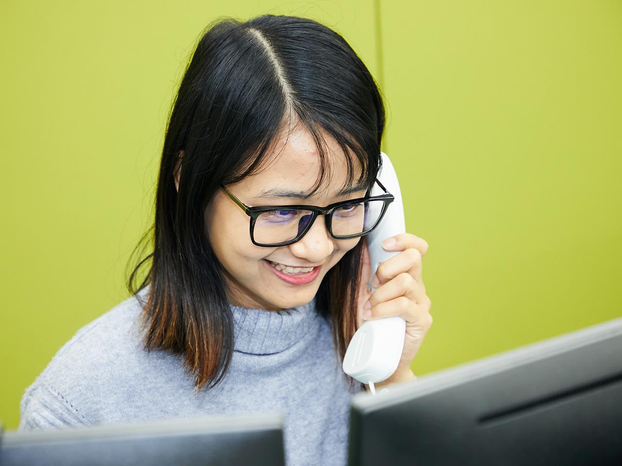 同社のカルチャーは、社員が勉強熱心な点だ。扱う技術や機器が非常に幅広い上に、それらに精通することで顧客に最適なソリューションを提供できるため、知識の吸収に貪欲に取り組む。