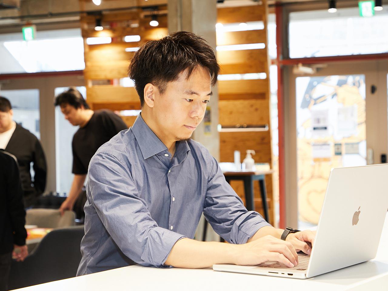 同社は、モダンな技術スタックの案件を中心にSES事業を展開するITシステム開発会社だ。