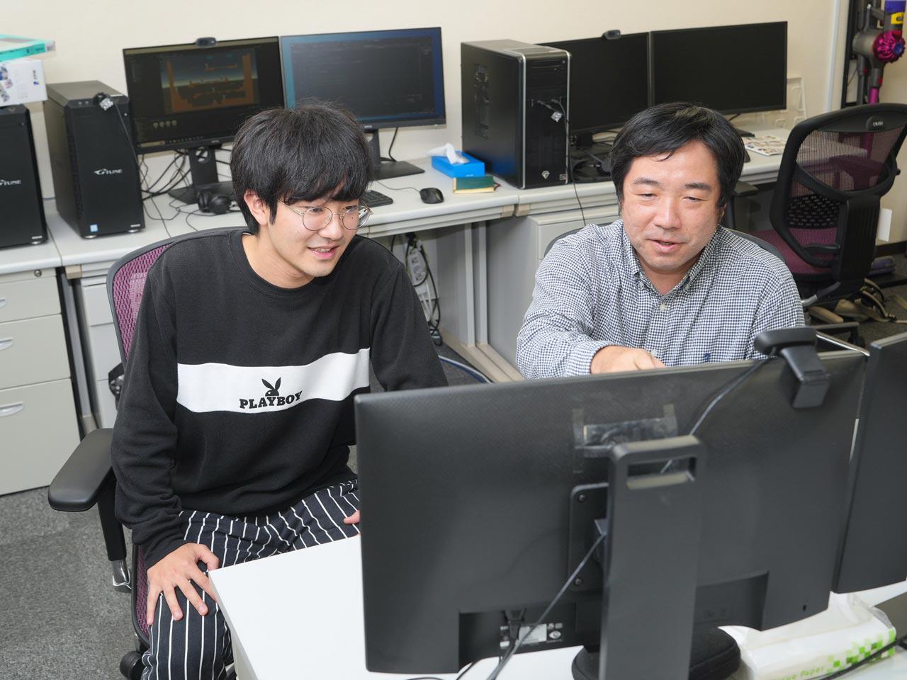 社員の約半数は新卒で採用した3年未満の人材だが、現場では中堅クラスとして扱われている社員もいる。