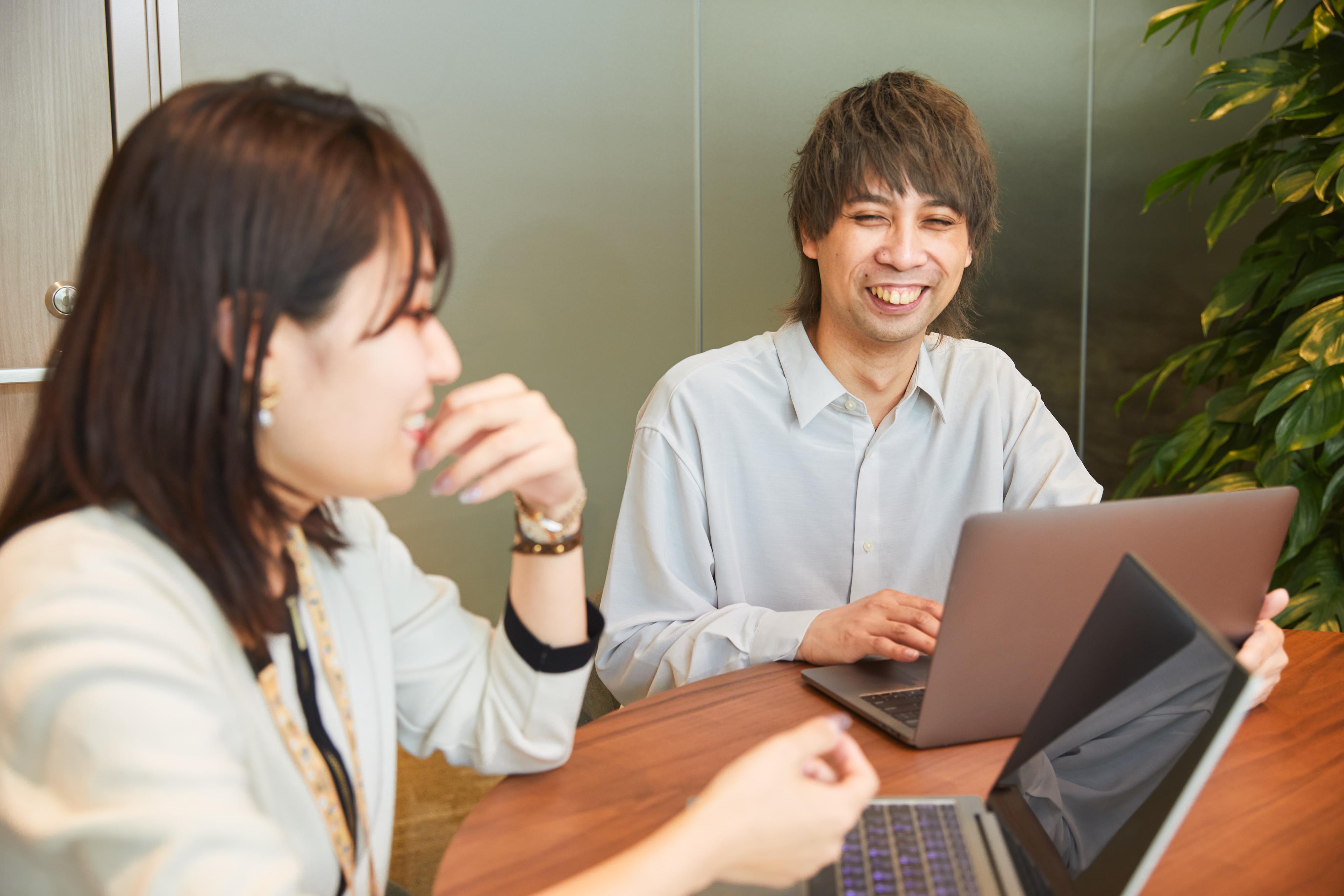 オンラインでの打合せも多くなっているが対面でのコミュニケーションも！
