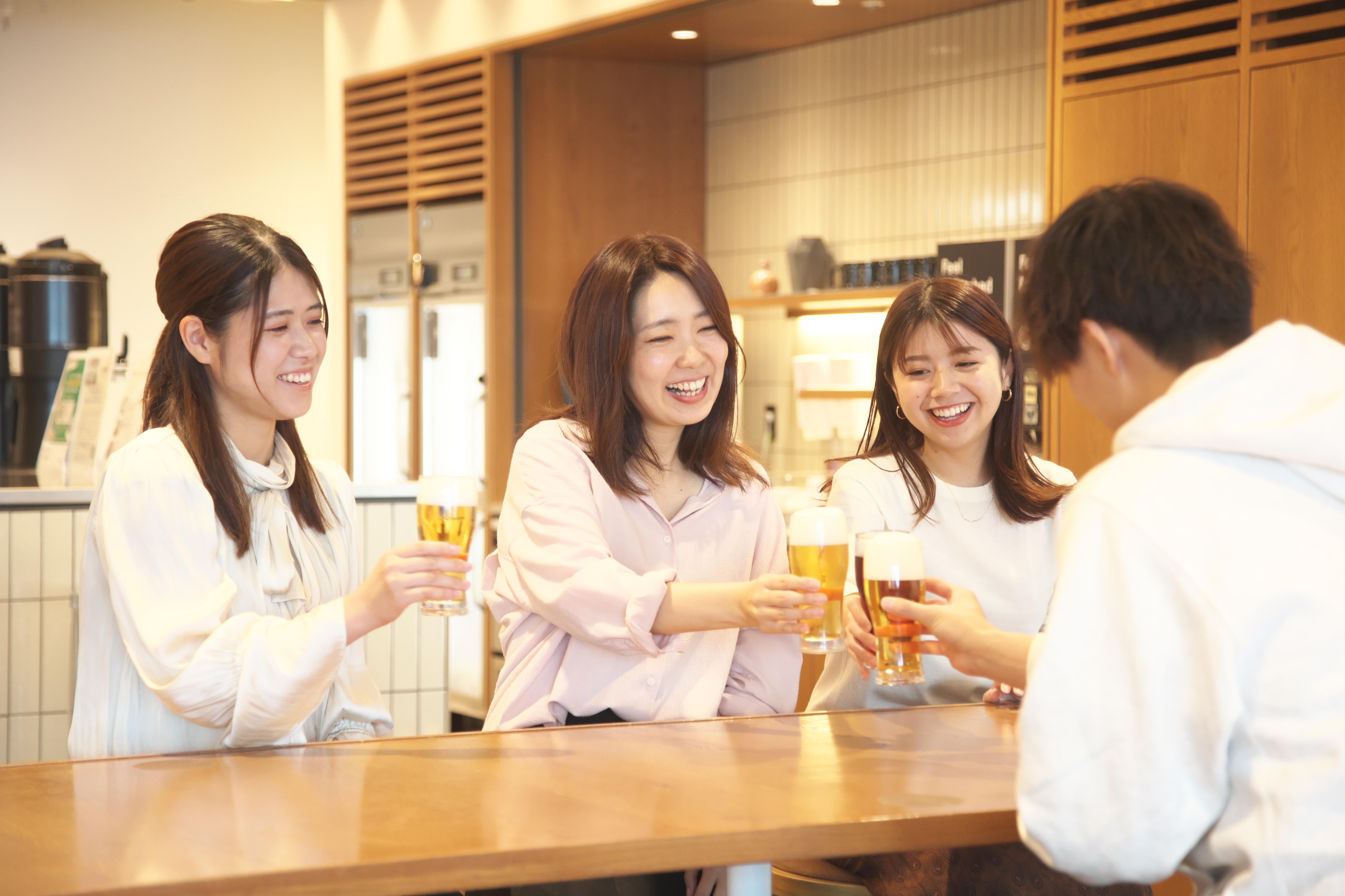 社内は和気藹々と仕事もプライベートも楽しむ人が多い。働きやすい雰囲気を醸し出す。