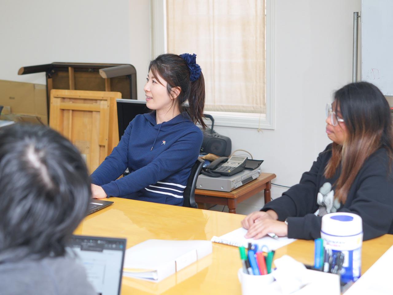 世の中にないものを生み出すことに心を躍らせ、主体的に行動できる人材を求めている。