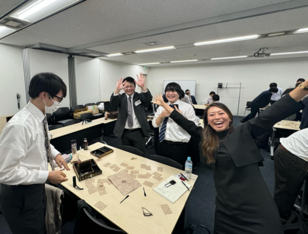 募集している求人：ゼロから育てるITエンジニア。6か月の社内技術研修。実績あるカリキュラムと熟練の正社員講師。残業は月10時間以下の会社。