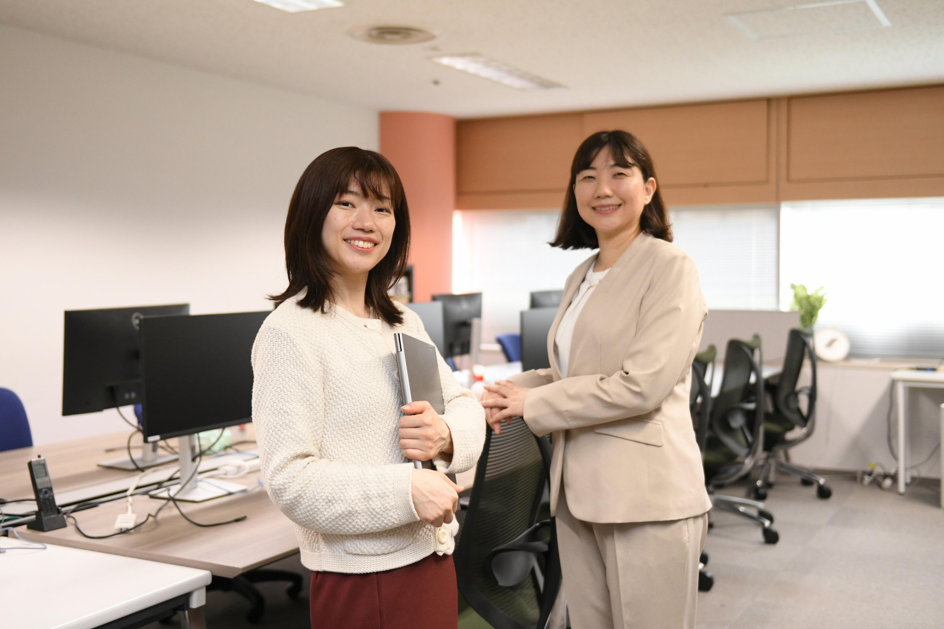 女性も多く活躍しているのが同社の特長。安心して働ける環境を用意している。