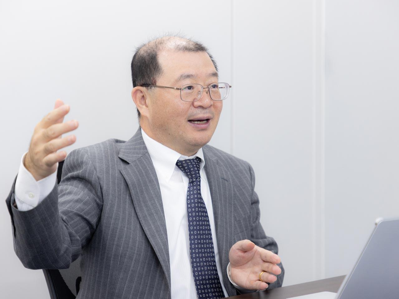 同社には中国と日本のフルスタックエンジニアが多数在籍している。率直なコミュニケーションと細やかな配慮という、両国の良さが融合したカルチャーだ。