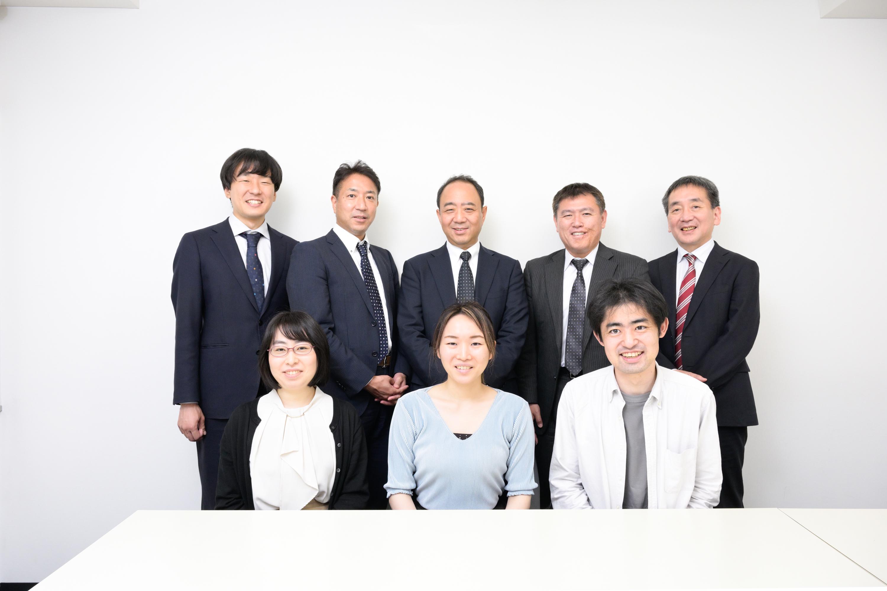 同社は、土木設計向けのパッケージソフトウェア『APS-21シリーズ』を自社で開発・販売し、交通インフラを技術面から支えている。