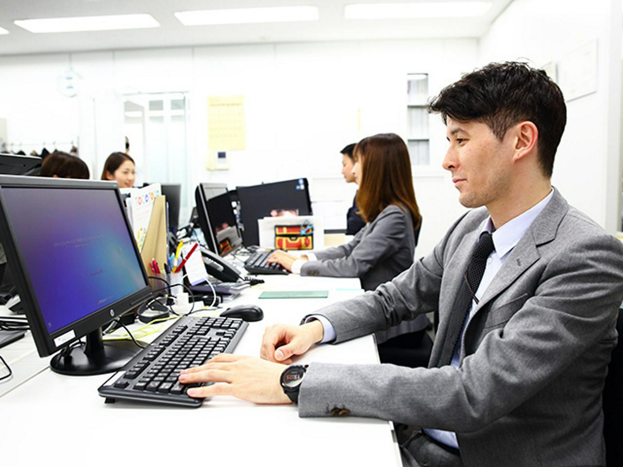 株式会社エムコスミック 求人画像1