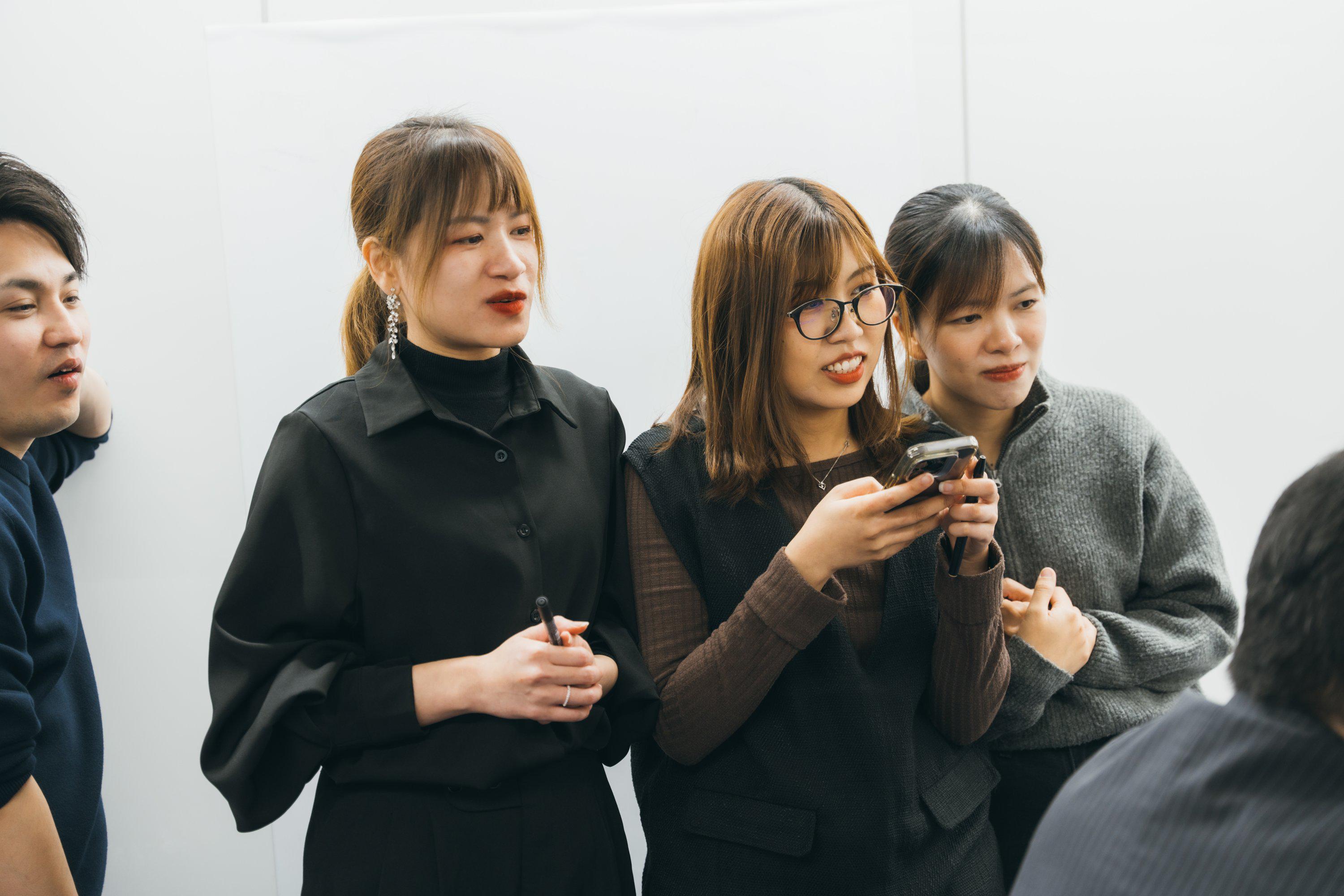 外国人社員も多い多様性のある風土は特徴的。