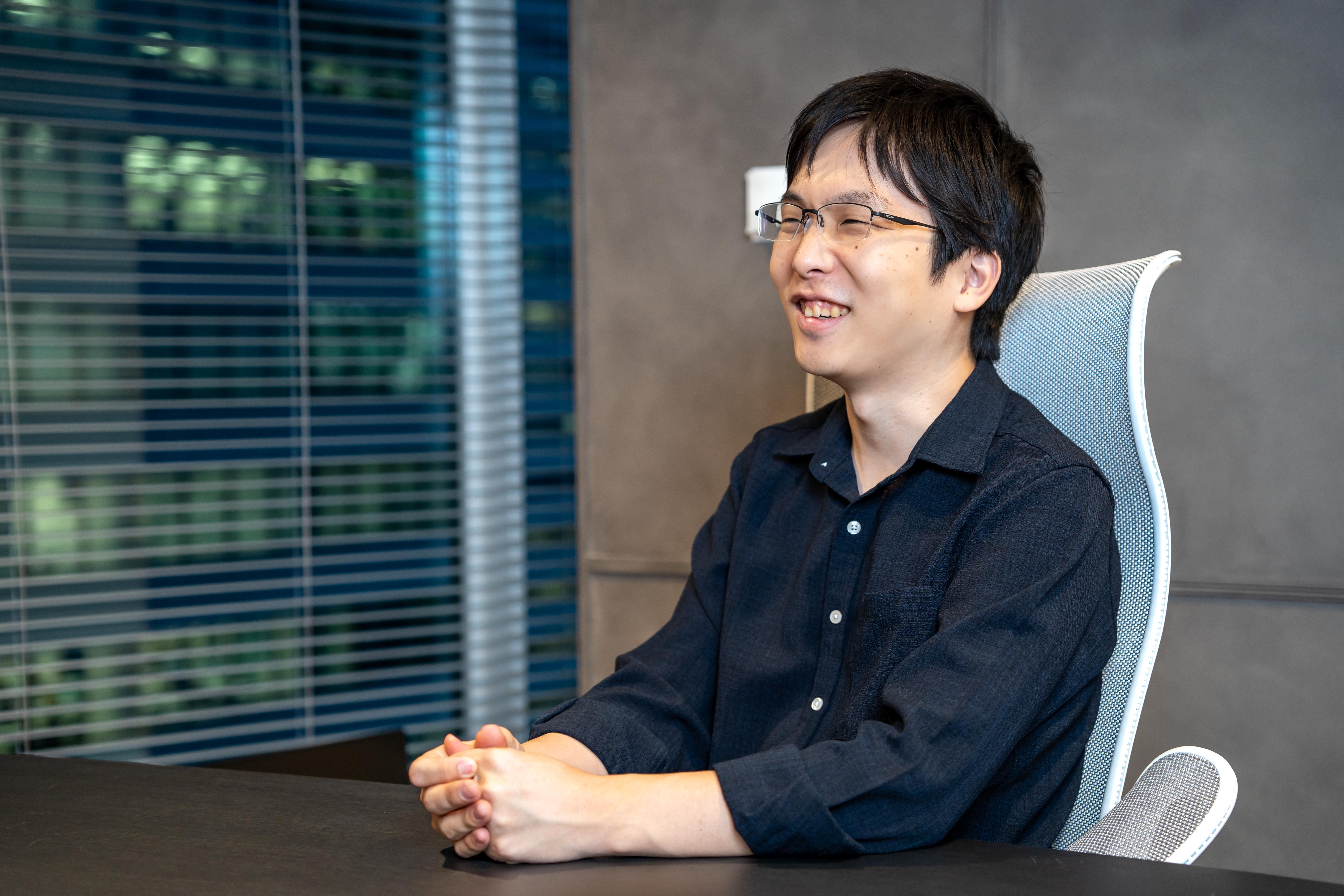 Win-Winの世界をテクノロジーでつくりたいとの思いで、企業理念に「テクノロジーを、ボーダレスに。」と掲げ新会社をスタートさせた。導入実績は3,500社以上、OEM提供先を含めれば1万社を数え、「友だち」のアカウント数は延べ7,300万人超だ。