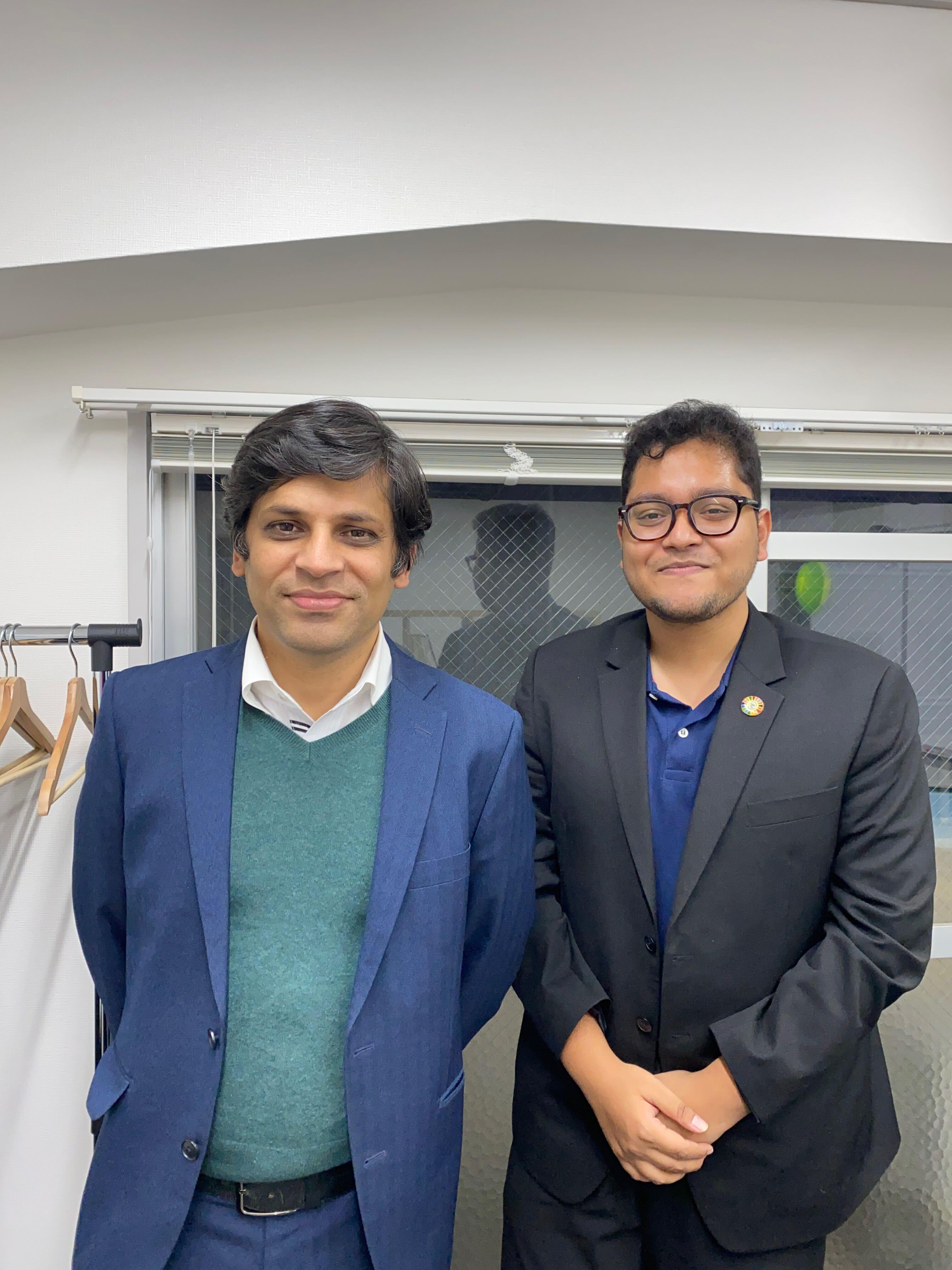 受託開発やメディア運営の収益化も目指す。