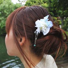 様々なシーンで活躍する簪(かんざし）を
取り揃えています。