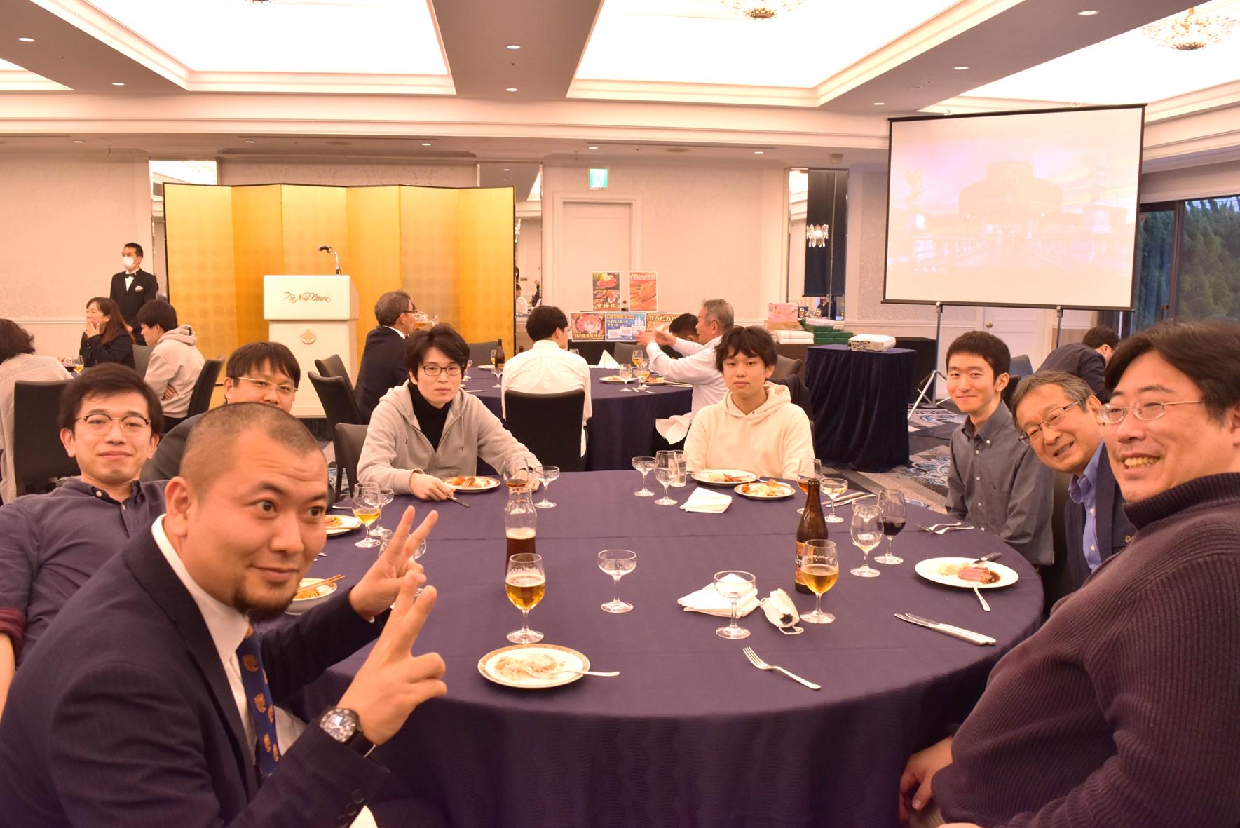 創立20周年記念パーティーの様子