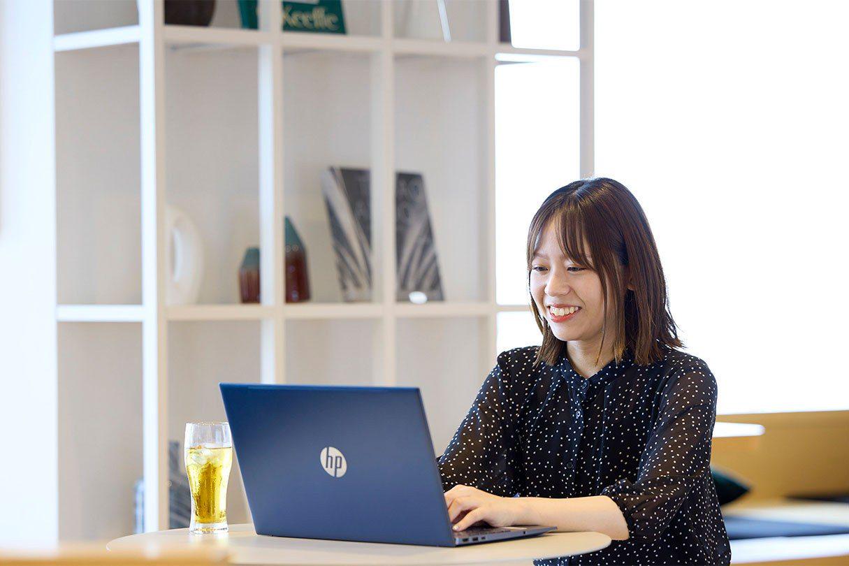 利益先行でドライに割り切りながら多数のクライアントに接するのではなく、スタッフ一人ひとりが柔軟に対応しながら、丁寧にサービスを提供する。その結果、クライアントから高い評価を得ている。