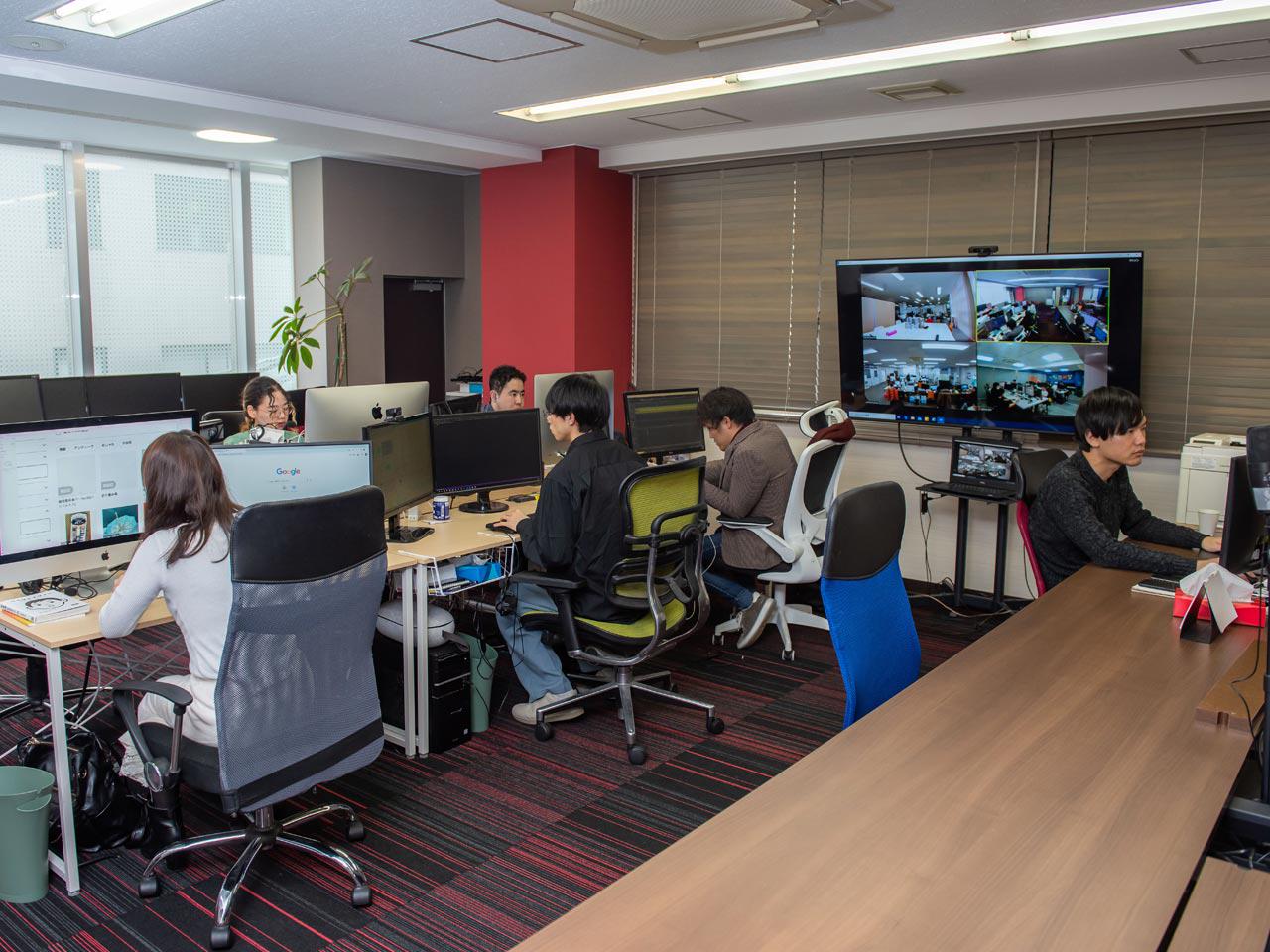 スピード感があって、自らの意見を積極的に発信しながら全力で仕事に打ち込んでくれる人材を求めている。