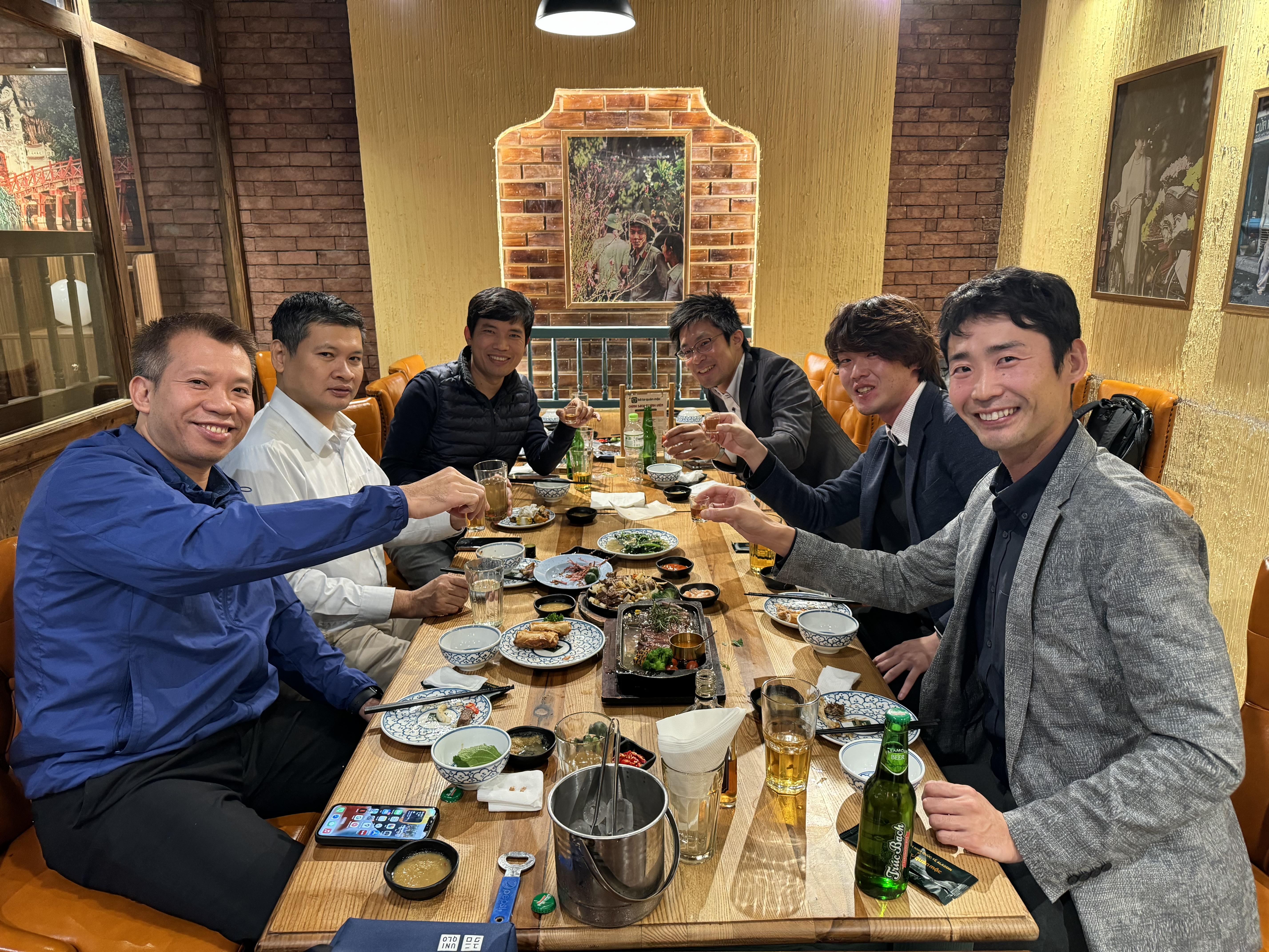 ベトナムIT企業のボードメンバーとも定期的に交流。