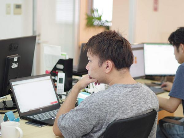 募集している求人：Webエンジニア（フロントエンド、バックエンド、運用）