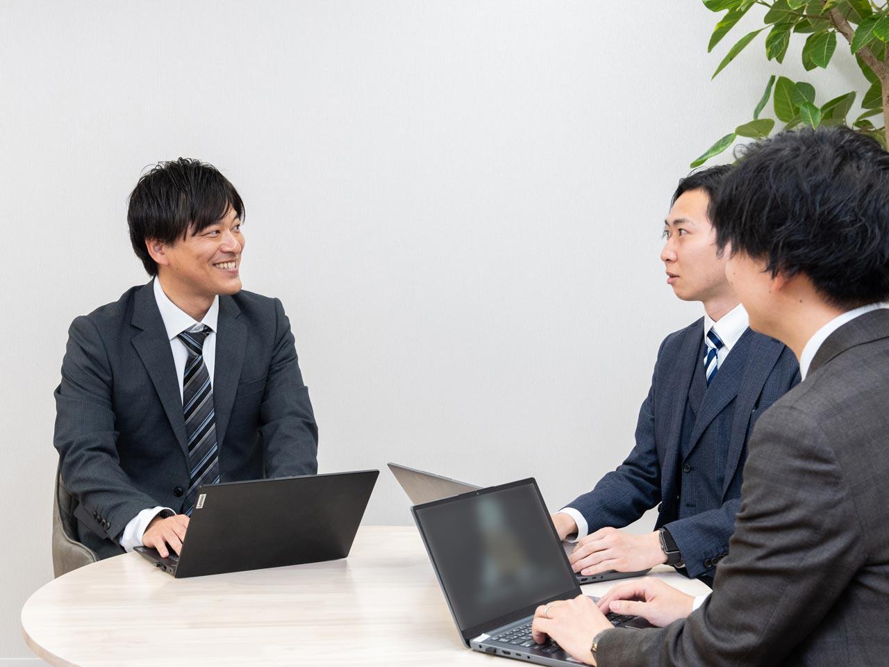 同社が何よりも大切にしているのは、“対面”で求職者や法人とやりとりすること。