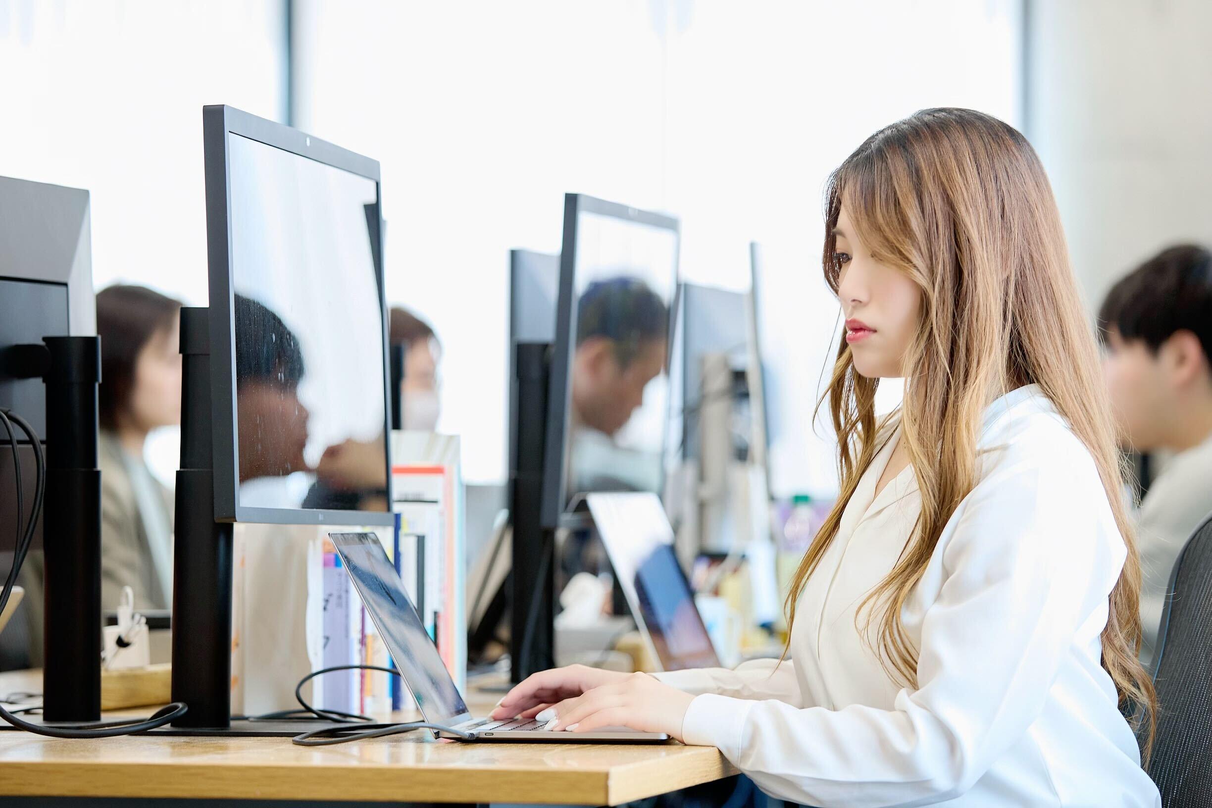オフィスはデザインが溢れる原宿駅から徒歩８分
