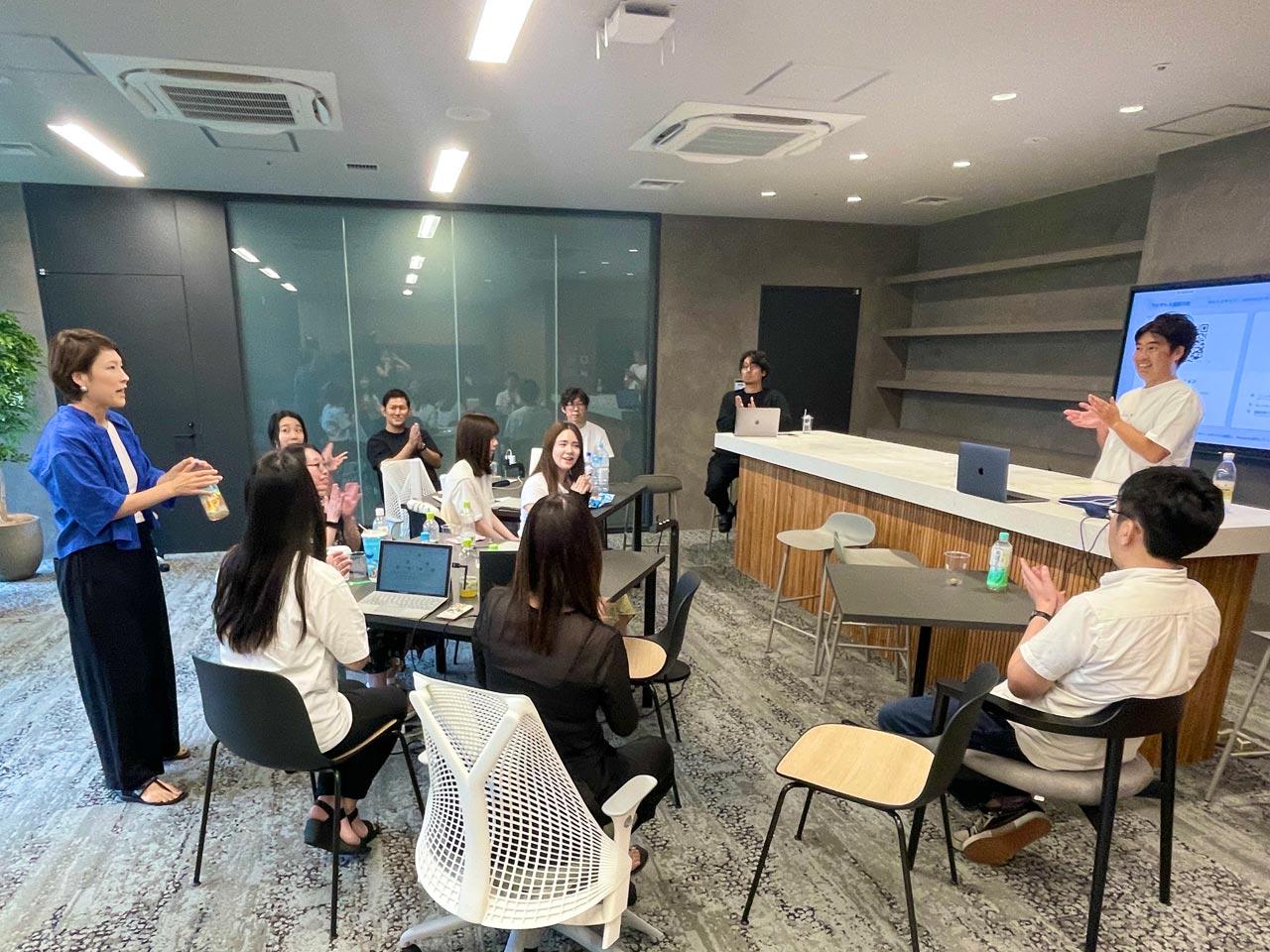 同社は第一弾サービスとして看護師スカウト転職『ジストリー』のアプリ版とWeb版をリリース。