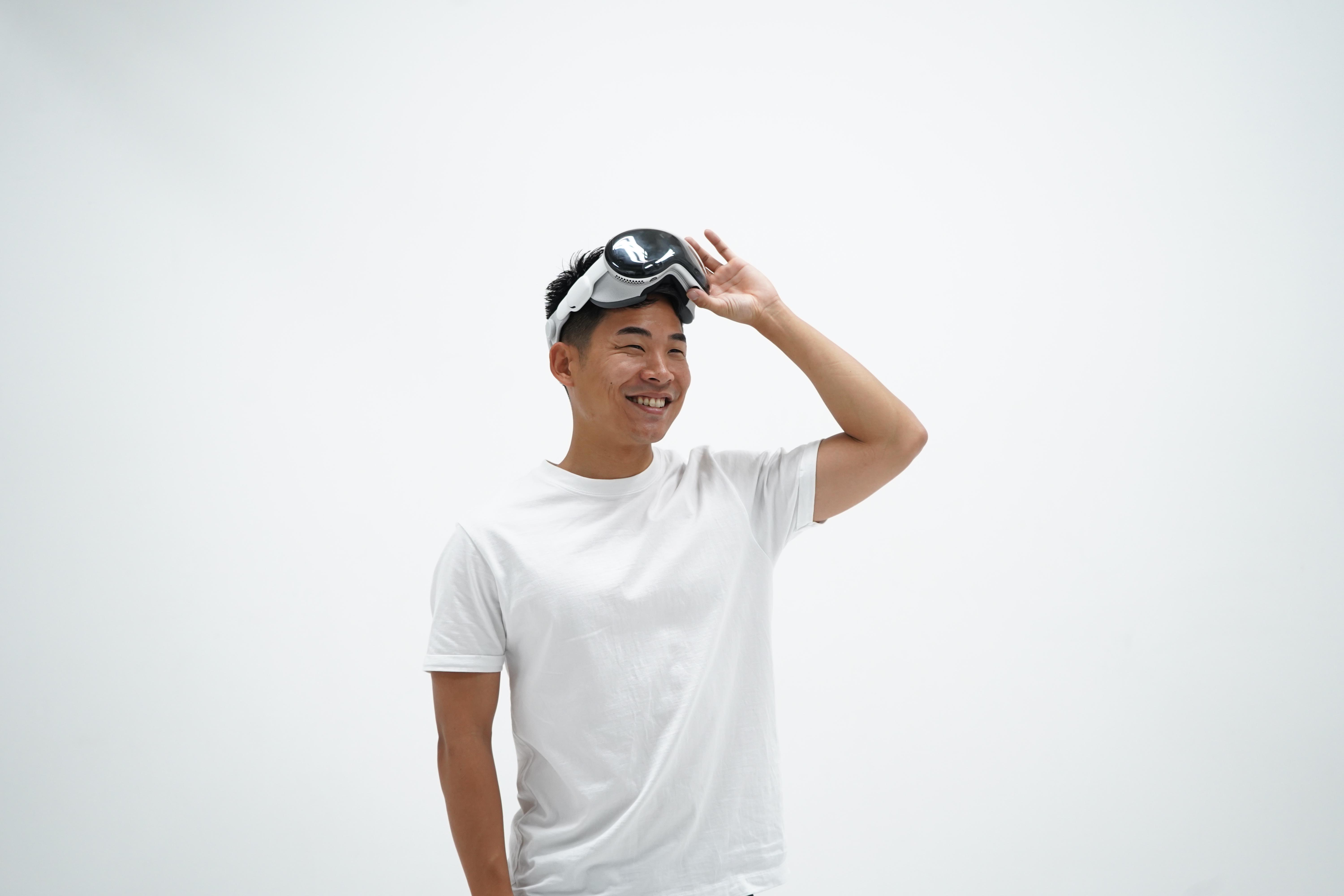 弊社代表の森本。AIエンジニアとしてキャリアをスタートさせ、画像処理技術をAR技術に転用できると考え、Graffityを創業。
大谷世代で趣味はTHE起業家系のものをオールコンプリートしている。