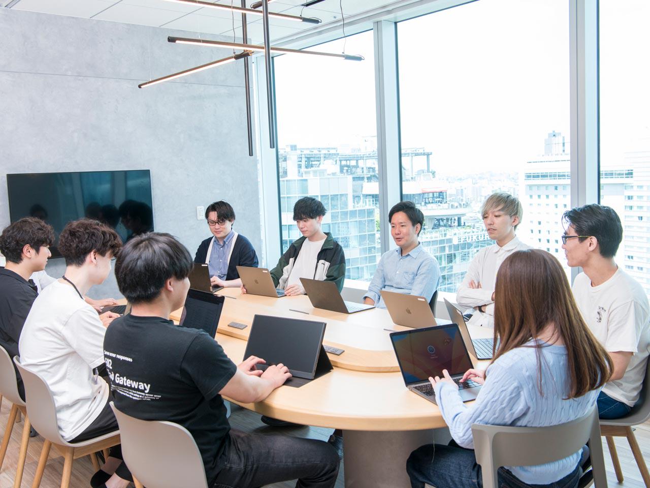 新たな人材採用を行い、エンジニア組織の強化を目指す。